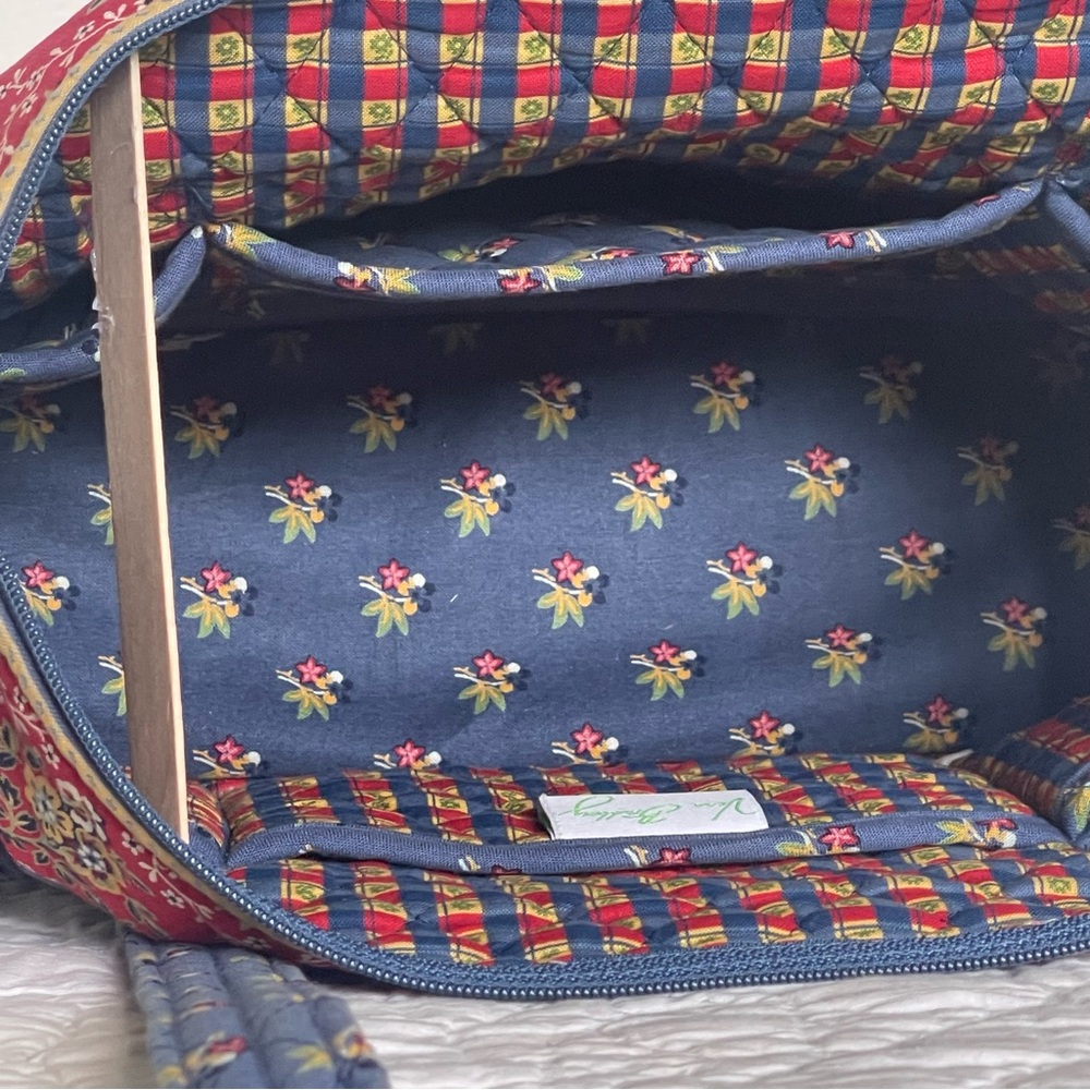 Vera Bradley Floral Quilted Blue Shoulder Bag - Picture 8 of 10
